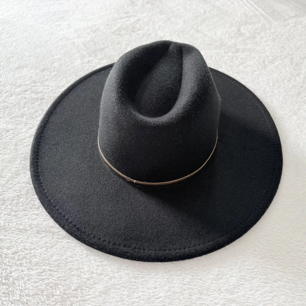 Windsor Black Wide Brim Fedora Hat Gold Metallic Band One Size NEW